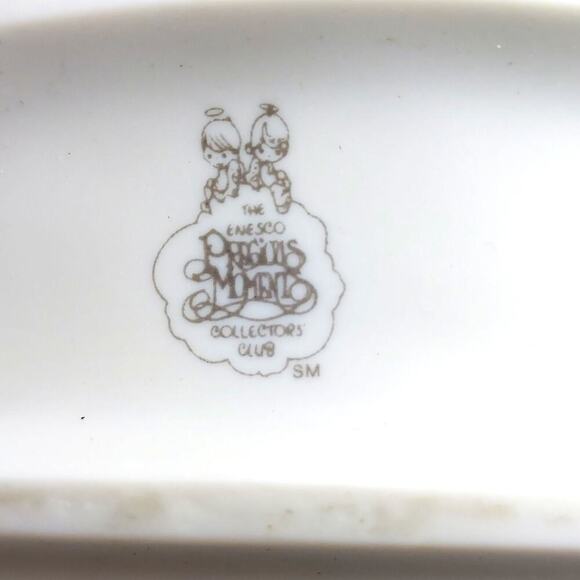 Precious Moments (1987) "You Cannot Just Chuck A Good Friendship" Figurine - Picture 5 of 6